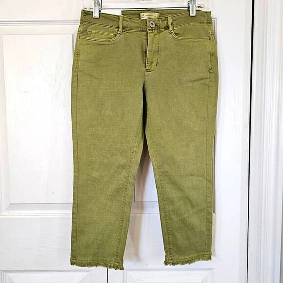 NWT J. Jill Cropped Light Olive Wash Capri Jeans with Raw‎ Edge Hem, Size 6 - Picture 1 of 10
